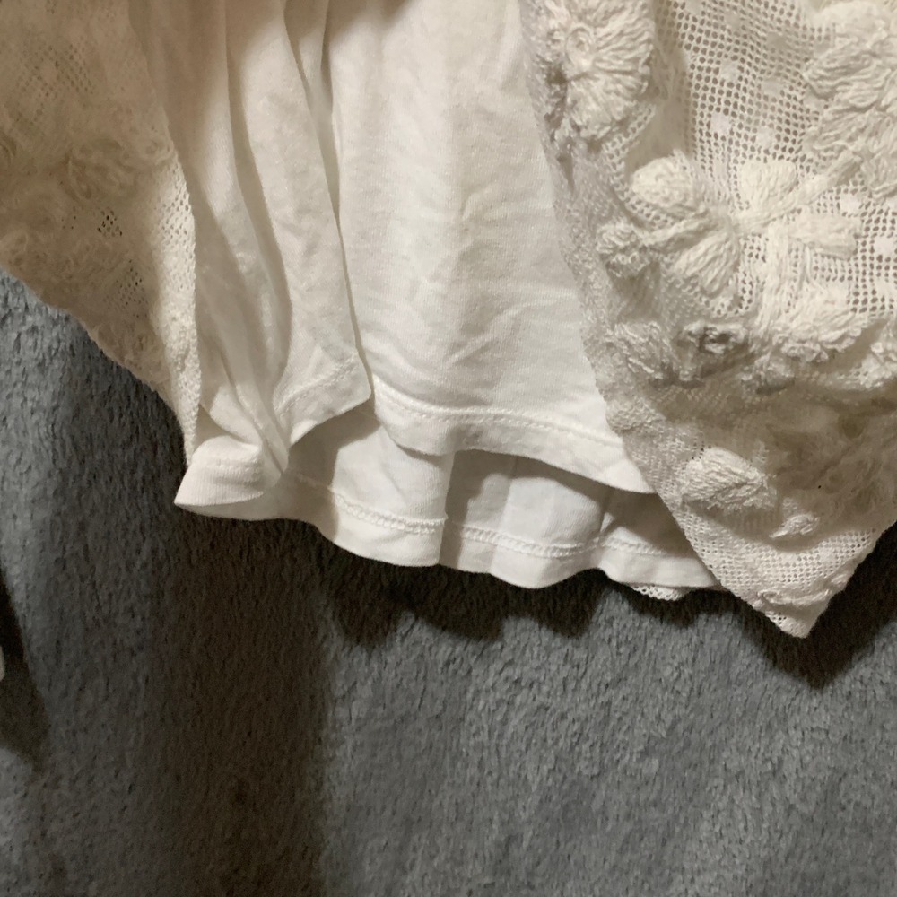 Sundance White Floral Lace Embroidered Ruffle Cuff Blouse Petite Small PS - Picture 13 of 15